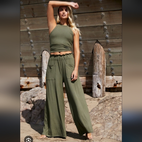 free people movement Pants - NWT Free People Movement Olive Green Women's Wide-Leg Pants & Tank Top Set